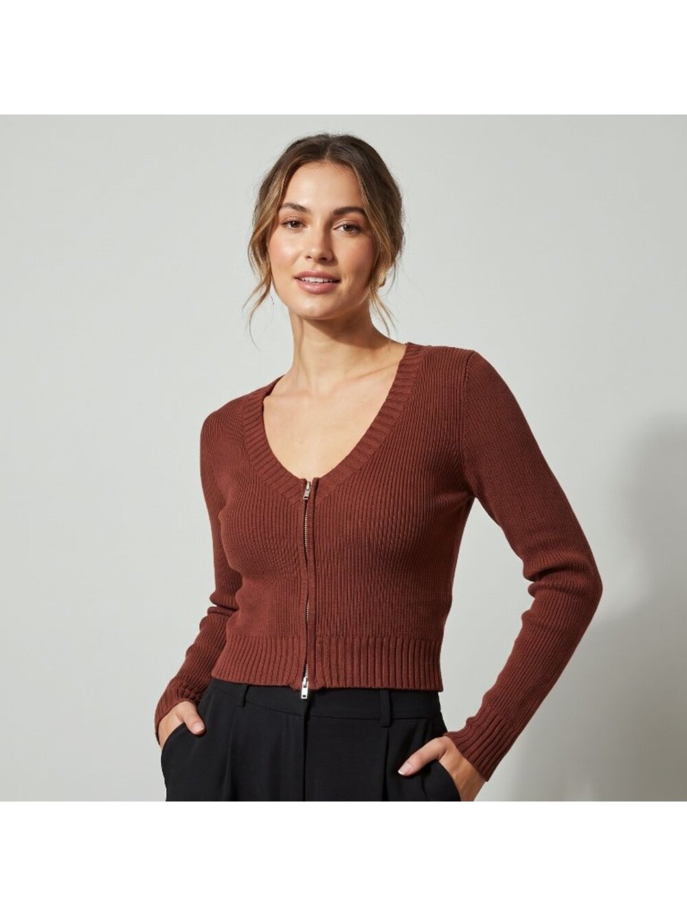 L.A. Hearts Women's Cropped Cable Knit High-rise Sweater in Tan & size XS